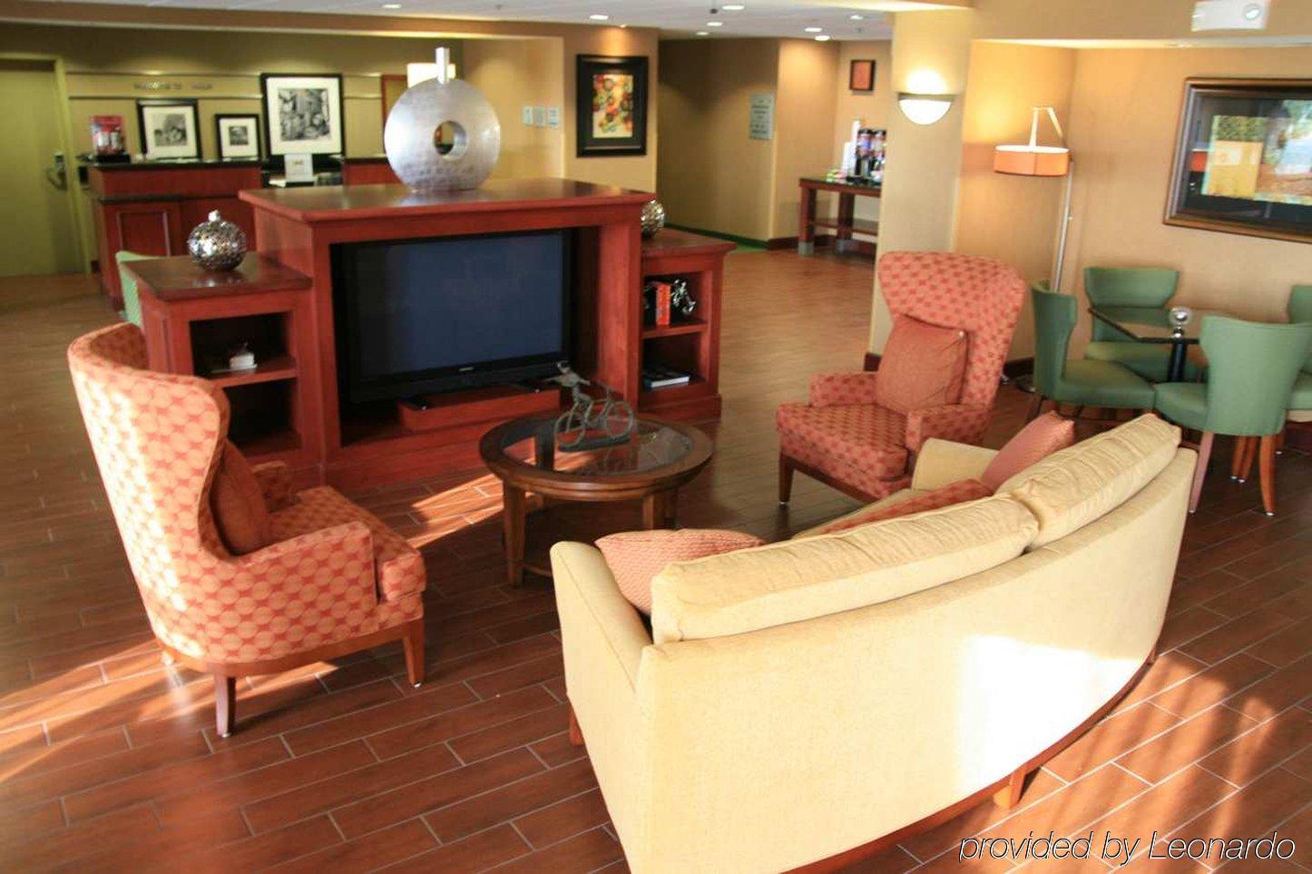 Hampton Inn Hays-North Of I-70 Exteriér fotografie